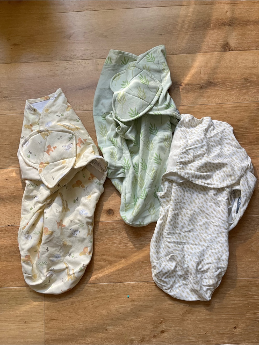0-3 Swaddle Me Baby Swaddle Sack set of 3 - Soft Green, Cream, and White Prints